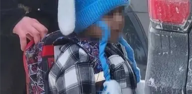 Juez decreta liberar a niño de 5 años y su padre Juez decreta liberar a niño de 5 años y su padre