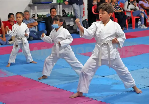 Futuro favorable para la Akech Futuro favorable para la Akech