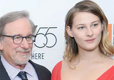 Hija de Spielberg debuta en el cine