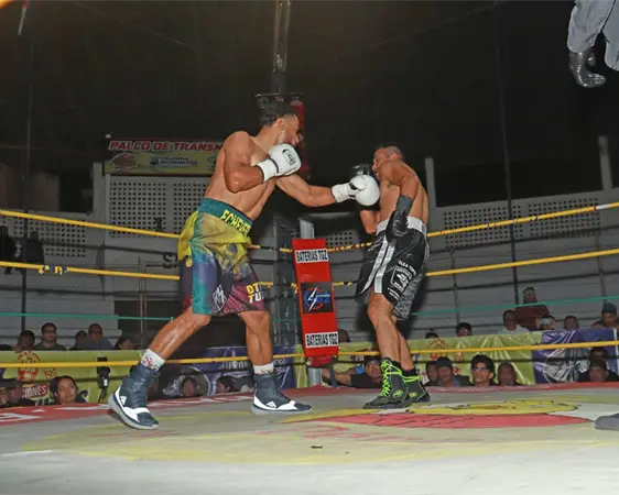 Colombia triunfa en el primer Viernes de Nocaut