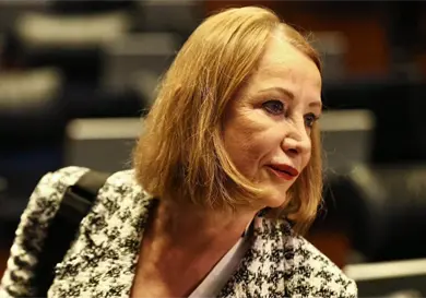 Por finalizar dictamen de semana laboral de 40 horas