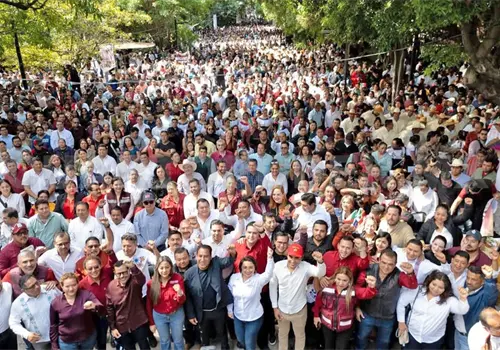 Participa en Jornada en Defensa de la Soberan&iacute;a Nacional