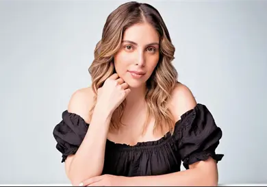 Gloria Aura ser&aacute; una maestra amorosa