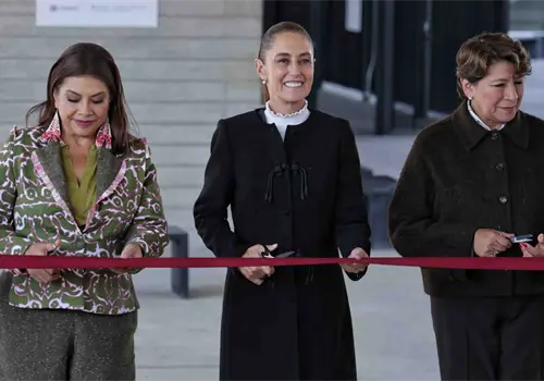 Inaugura Claudia &uacute;ltimo tramo de Tren Interurbano