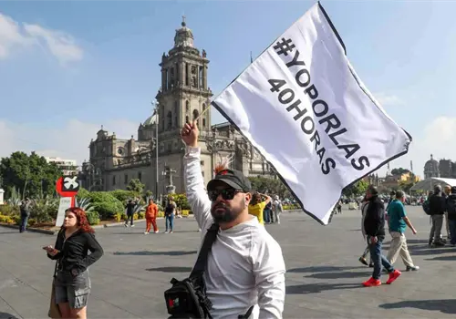 Arman mitin por dictamen de jornada laboral Arman mitin por dictamen de jornada laboral