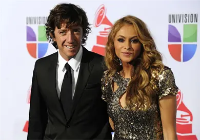Paulina Rubio contrademanda a "Colate"