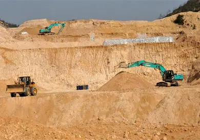 Celebra Ebrard acuerdo sobre minerales cr&iacute;ticos