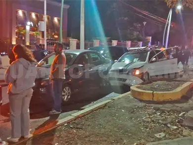 Cuatro veh&iacute;culos protagonizan incidente m&uacute;ltiple