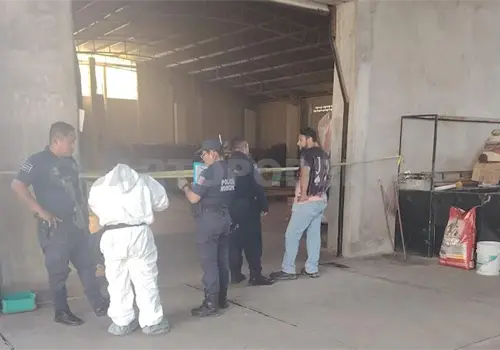 Ri&ntilde;a en bodega agr&iacute;cola deja un muerto