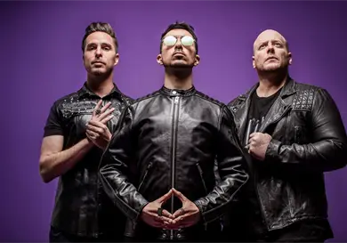 Grupo futurista que a&ntilde;ora el pasado