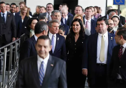 Congresistas se re&uacute;nen para dialogar sobre el T-MEC