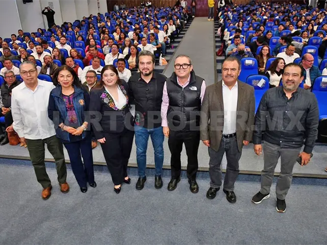 Imparte INEA conferencia magistral de alfabetizaci&oacute;n