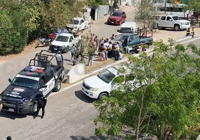 Pierde la vida tras ser arrollada por camioneta