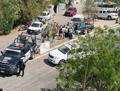 Pierde la vida tras ser arrollada por camioneta