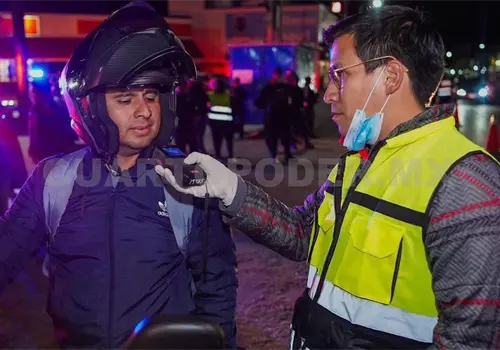 Proponen alza de multas por manejar ebrio