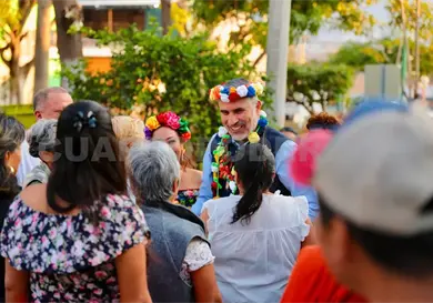 Transforman barranco en una calle digna en San Pedro
