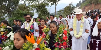 Consagran altar en comunidad de Chalchihuit&aacute;n