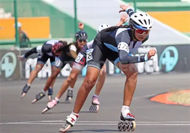 Conquistan el &oacute;valo del V&iacute;ctor Manuel Reyna