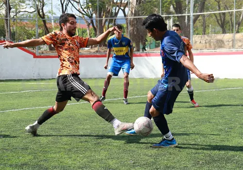 Van por la gloria del H&eacute;roes Bonampak