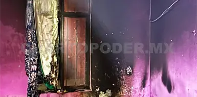 Dejan cargador conectado y se incendia vivienda