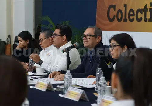 Revisan contrato colectivo del sindicato de trabajadores