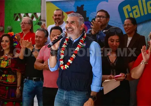 &Aacute;ngel Torres hace realidad el sue&ntilde;o de calles nuevas