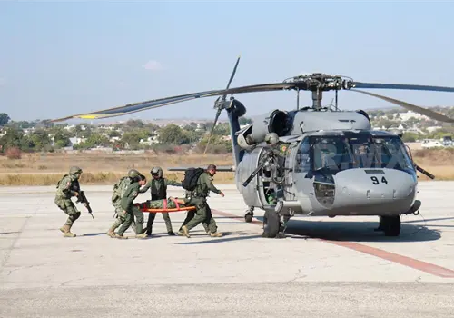 111 a&ntilde;os de emprender el vuelo; Fuerza &Aacute;rea cumple aniversario