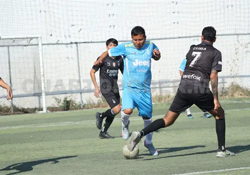 Atl&eacute;tico Mondongo levanta la corona