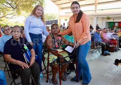 Realizan entrega de Ayudas T&eacute;cnicas Municipales 2026