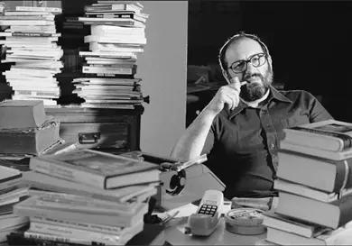 Marat&oacute;n web por Umberto Eco