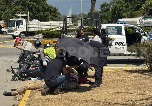 Camioneta lo embiste y lo deja fracturado