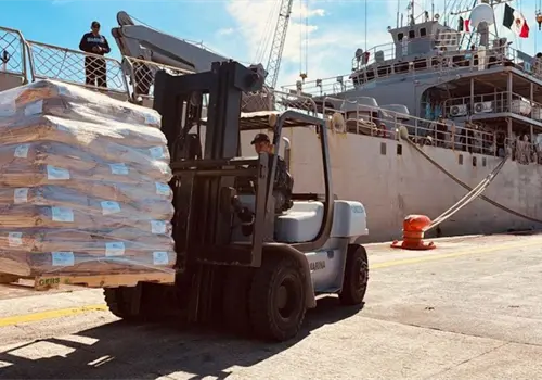 Aún hay para Cuba más de mil 500 toneladas de ayuda Aún hay para Cuba más de mil 500 toneladas de ayuda