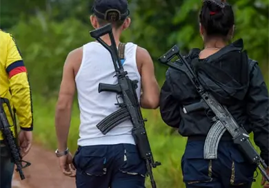 Alertan por aumento de ni&ntilde;os soldados en Colombia y Hait&iacute;