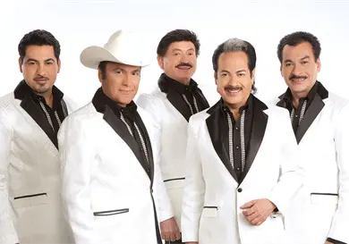 Los Tigres del Norte tienden la mano Los Tigres del Norte tienden la mano