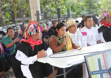 Niega reuni&oacute;n con el presidente de la Corte