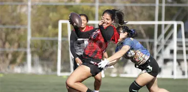 Se perfilan l&iacute;deres en la Liga Uniflag