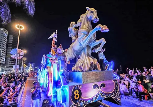 Carnaval Mazatlán 2026 reúne a 33 mil personas Carnaval Mazatlán 2026 reúne a 33 mil personas