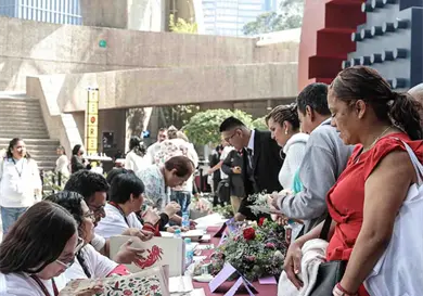 Parejas se casan en boda colectiva Parejas se casan en boda colectiva