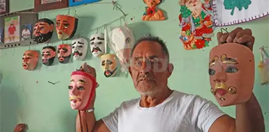 Don Bulmaro, 50 años dando rostro al carnaval Don Bulmaro, 50 años dando rostro al carnaval