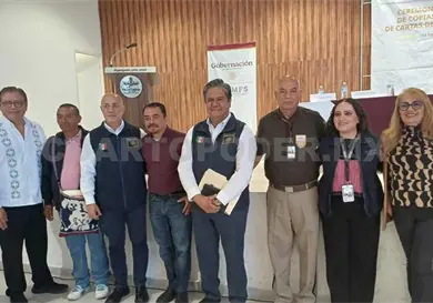 Entregan cartas a 160 guatemaltecos Entregan cartas a 160 guatemaltecos