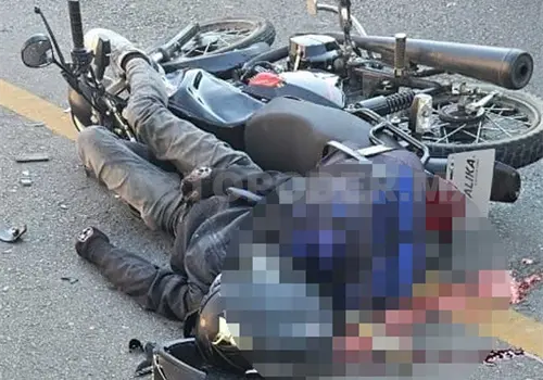 Camión invade carril y mata a motorista Camión invade carril y mata a motorista