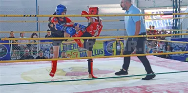 Poder y honor en el ring del Deportivo Roma Poder y honor en el ring del Deportivo Roma
