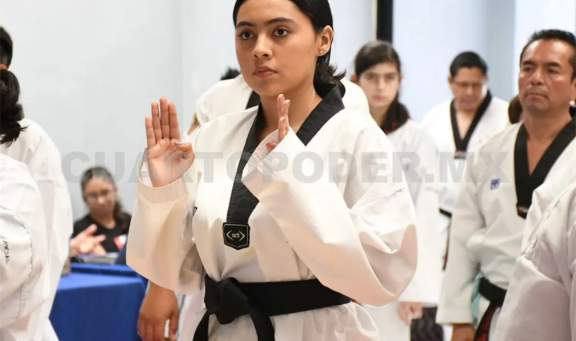 Árbitros y entrenadores de diversos municipios de Chiapas participaron activamente en el seminario. Cortesía