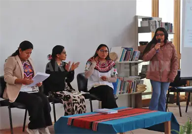 Realiza Celali conversatorio