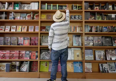 Advierten por baja afluencia en librer&iacute;as