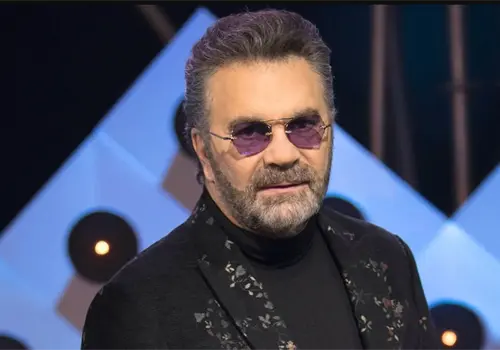 Mijares apadrina Mentiras, el musical