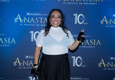 Michelle Rodríguez se va de 40 y 20 Michelle Rodríguez se va de 40 y 20