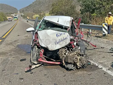 Carreterazo salda con tres heridos graves Carreterazo salda con tres heridos graves