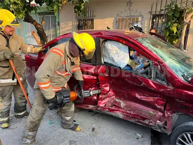 Colisionan en Los Pájaros por corte de circulación Colisionan en Los Pájaros por corte de circulación