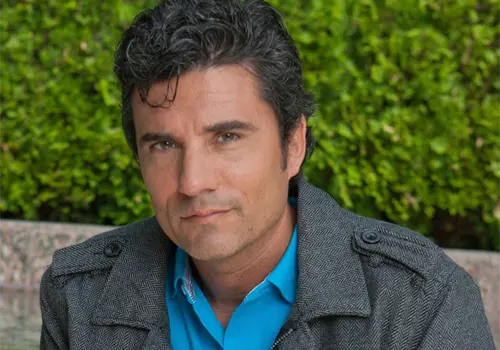 Diego Olivera actúa sin dar mensajes Diego Olivera actúa sin dar mensajes